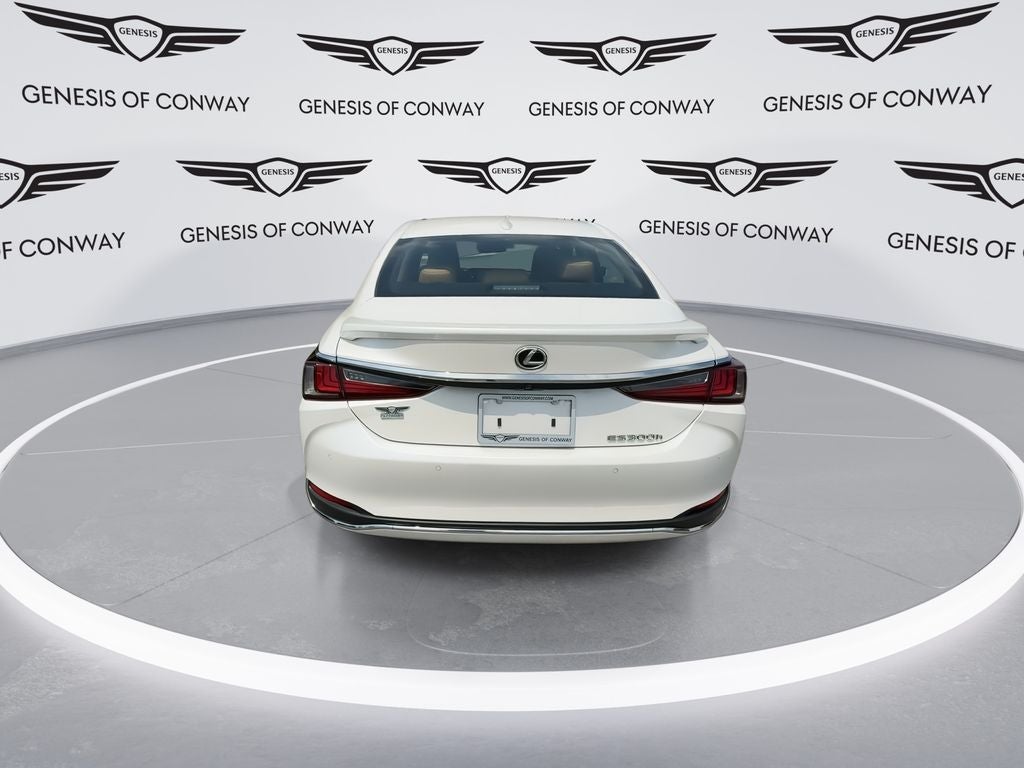 2025 Lexus ES 300h