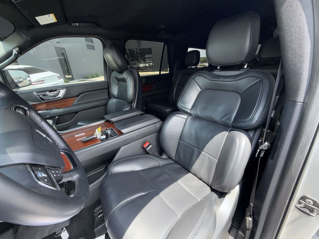 2024 Lincoln Navigator Premiere
