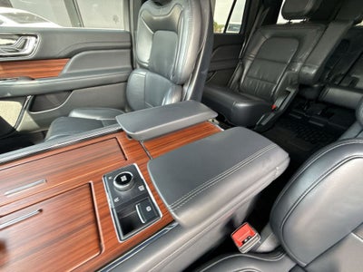 2024 Lincoln Navigator Premiere