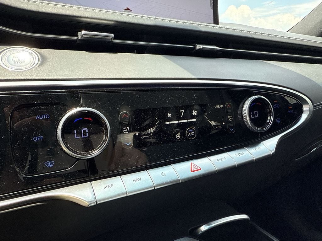 2024 Genesis GV70 2.5T