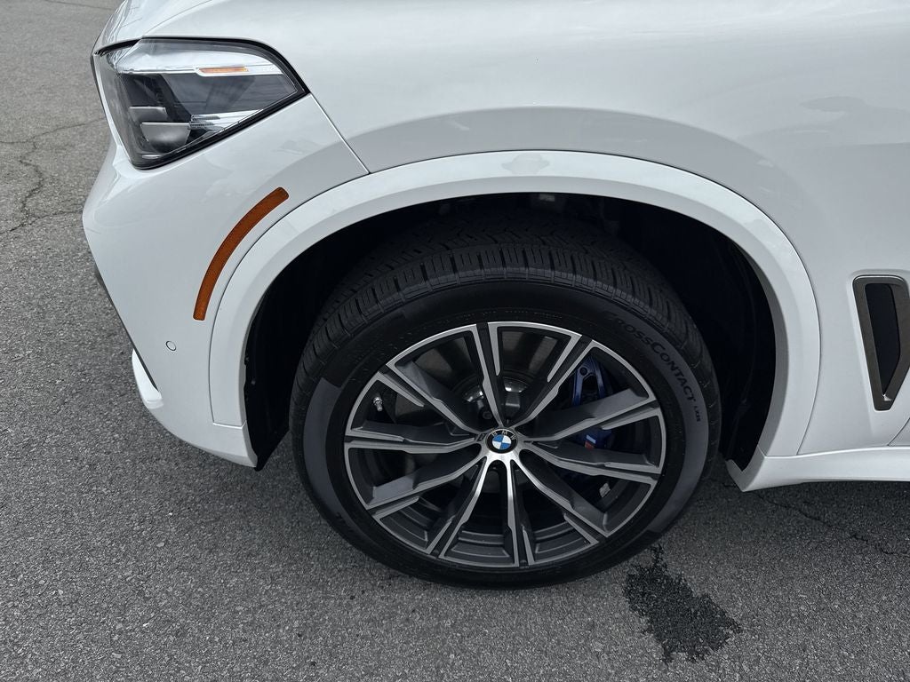 2020 BMW X5 M50i