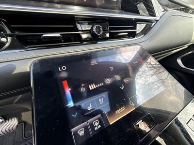 2025 INFINITI QX80 LUXE