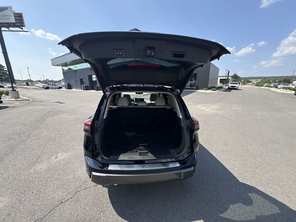 2025 Nissan Rogue SL
