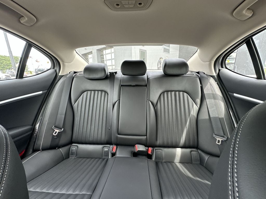 2026 Genesis G70 2.5T Prestige