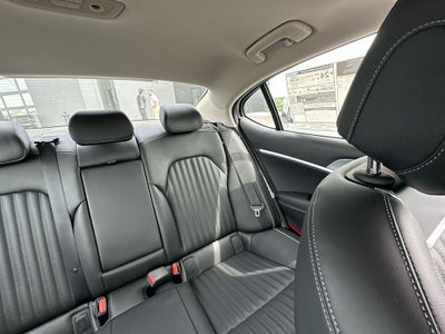 2026 Genesis G70 2.5T Prestige