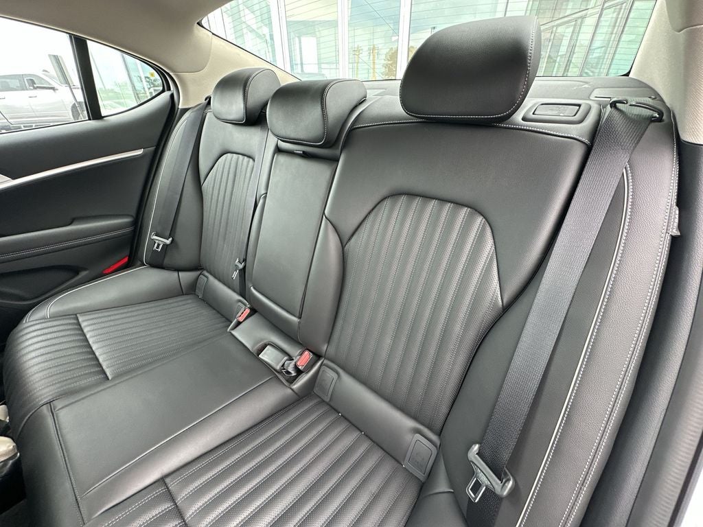 2026 Genesis G70 2.5T Prestige