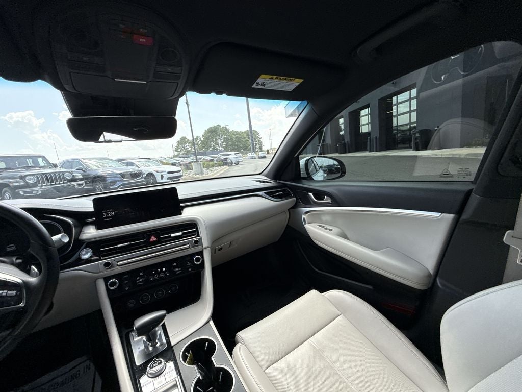 2025 Genesis G70 2.5T