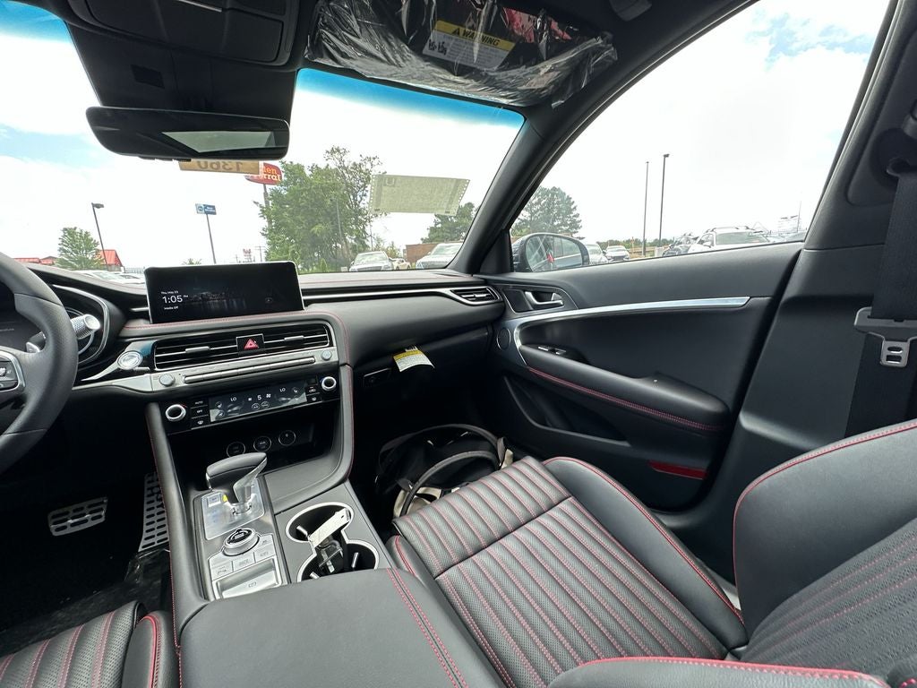 2024 Genesis G70 2.5T