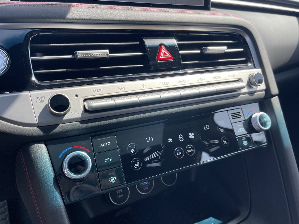 2025 Genesis G70 2.5T Sport Prestige
