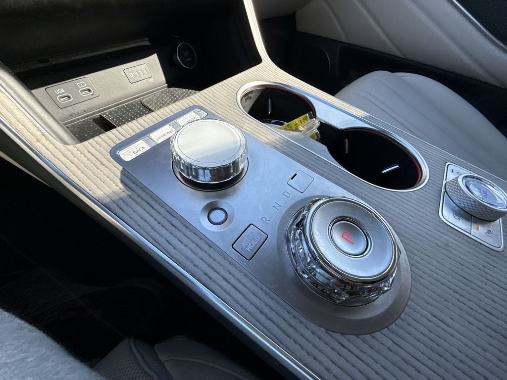 2025 Genesis GV80 2.5T