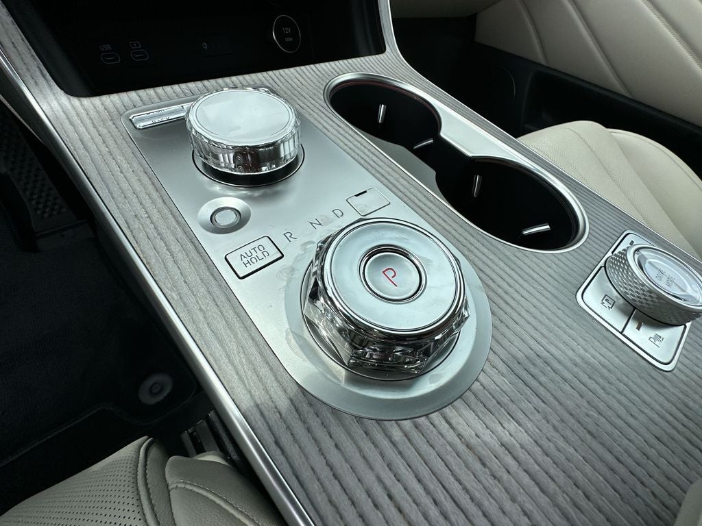 2025 Genesis GV80 2.5T
