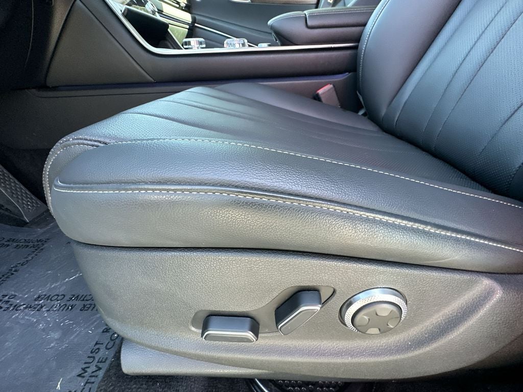 2025 Genesis GV80 2.5T