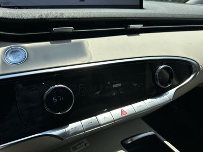 2025 Genesis GV70 2.5T Advanced