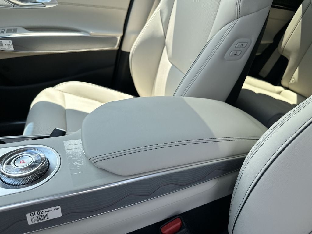 2025 Genesis GV70 2.5T Advanced