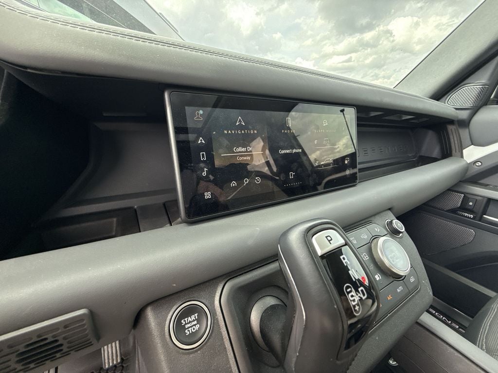 2024 Land Rover Defender 110 X-Dynamic SE