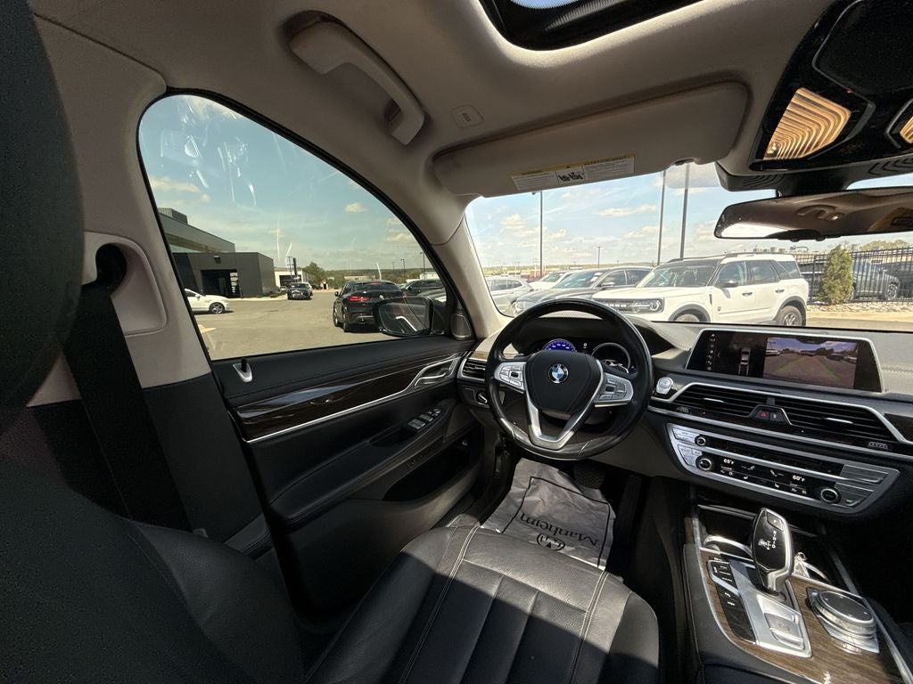 2019 BMW 7 Series 740i