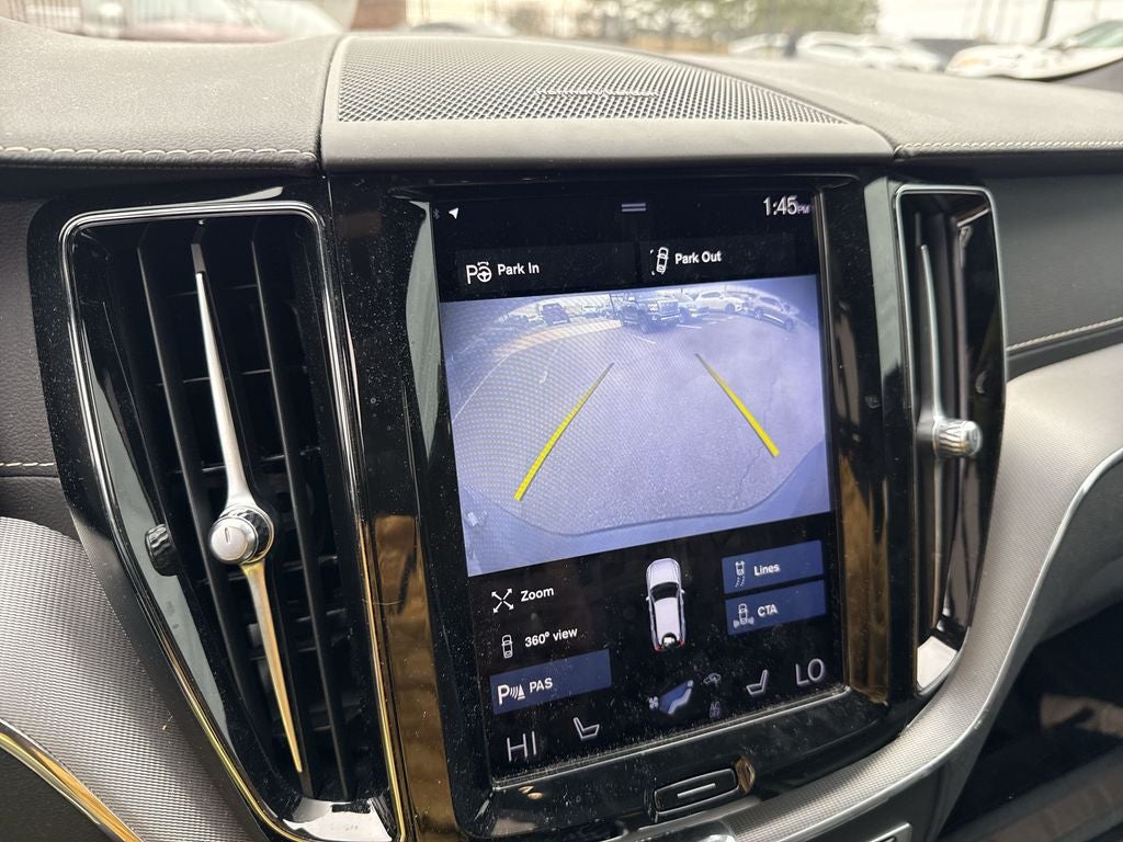 2021 Volvo XC60 T5 R-Design