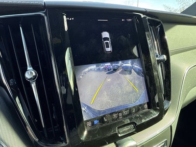 2022 Volvo XC60 Recharge Plug-In Hybrid T8 R-Design